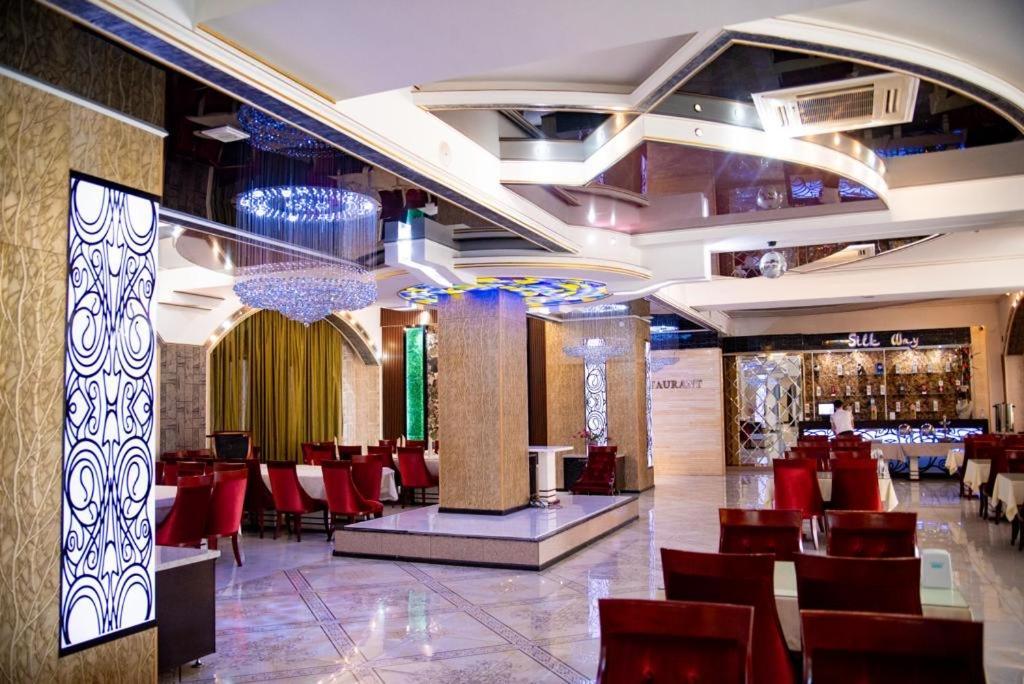 Hotel Zhibek Zholy Shymkent Ngoại thất bức ảnh