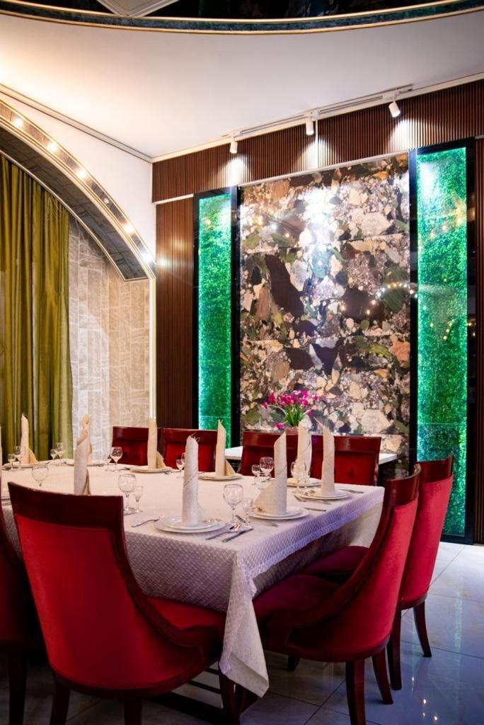 Hotel Zhibek Zholy Shymkent Ngoại thất bức ảnh